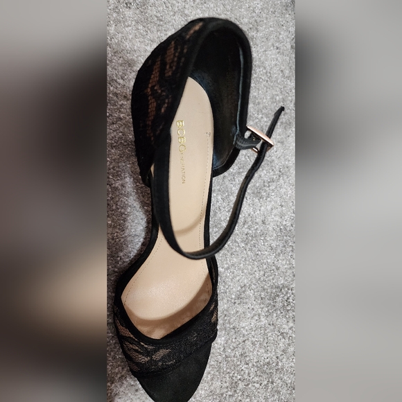 Black lace peep toe BCBG ankle strap heels, sz: 9.5 M - worn once - Picture 7 of 14